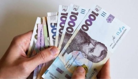 Полтавські родини з двійнятами та трійнятами можуть отримати грошову допомогу