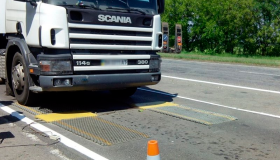 На Полтавщині зупинили й оштрафували перевантажені фури