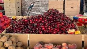 Сезонні овочі та фрукти стрімко дешевшають