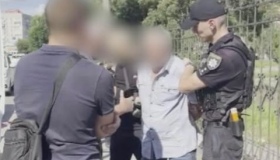У Кременчуці пенсіонер поранив ножем двох пасажирів маршрутки