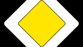 У Полтаві важливий дорожній знак "Головна дорога" заріс рослинністю
