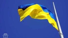 У Полтаві підняли найбільший стяг області з нагоди Дня прапора