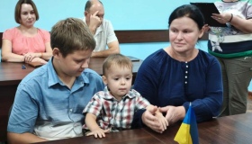 На Полтавщині жінці, яка виховала дев&rsquo;ятьох дітей, присвоїли звання "Мати-героїня"