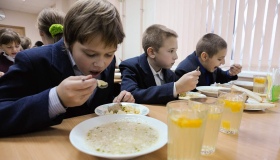 У Полтаві обговорюють чотиритижневі зимові канікули для школярів