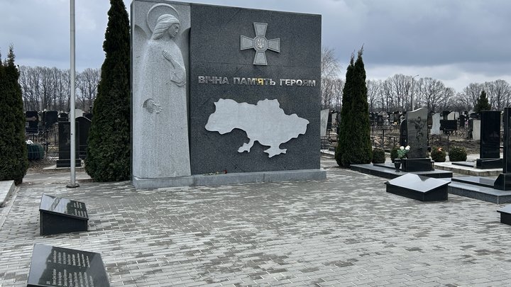 У Полтаві встановлять ще два пам&prime;ятні знаки на честь підрозділів ЗСУ та ТрО