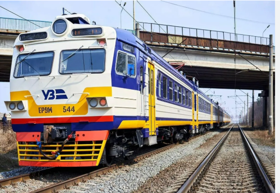 З 11 червня між Полтавою та Кременчуком курсуватиме новий електропоїзд