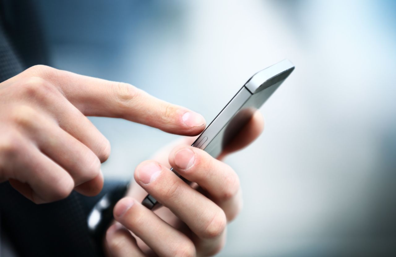 Полтавець захистив свої права в суді через міжнародний дзвінок  lifecell