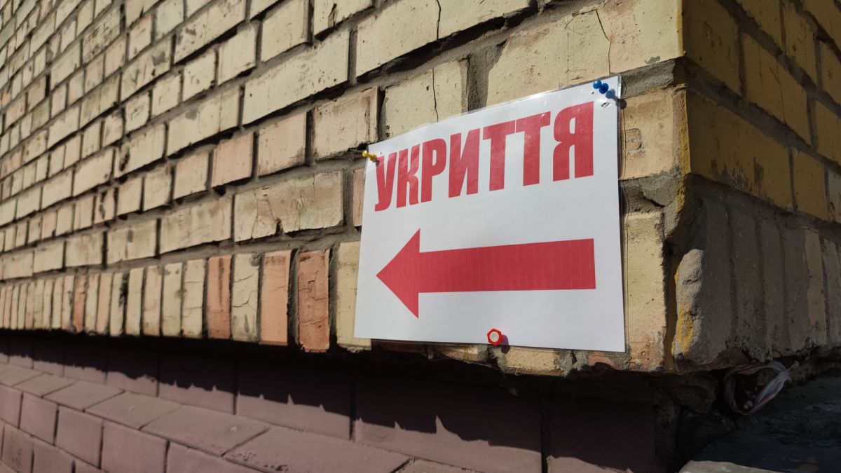 У Полтаві відновлюють захисну споруду у пам'ятці архітектури